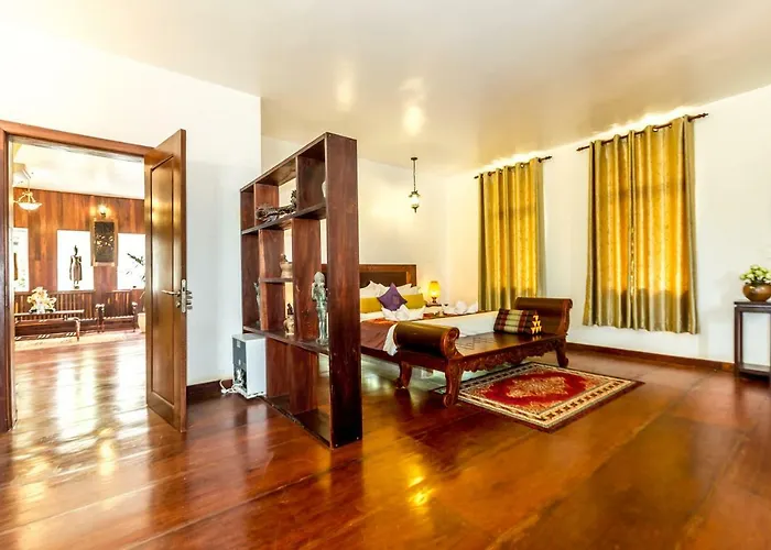 Sambath Reach D' Angkor 4*