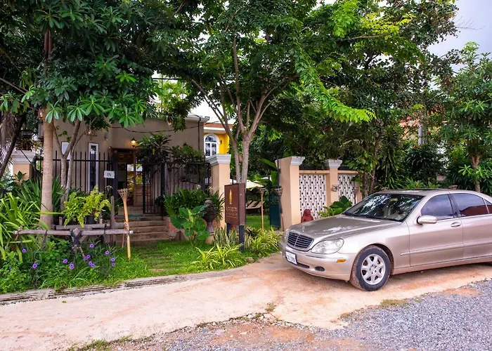 Sambath Reach D' Angkor 4*